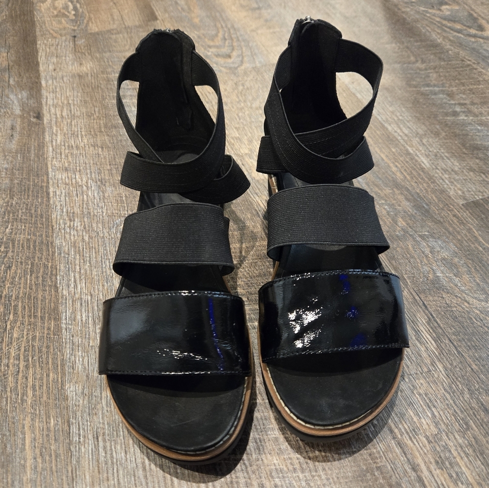 Eileen Fisher Klay strappy sandals,  size 9.5